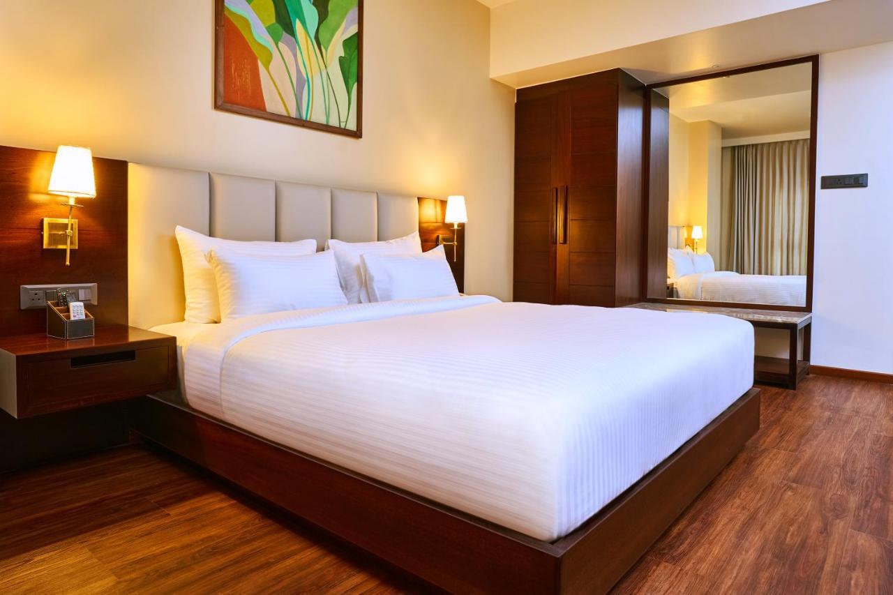 Visthara Hotel Bangalore Dış mekan fotoğraf